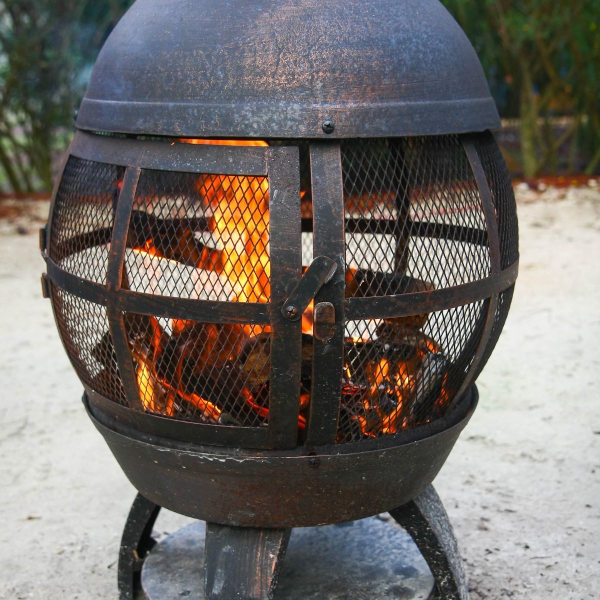 Chiminea vs Fire Pit