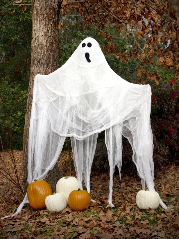 The Floating Gauze Specter